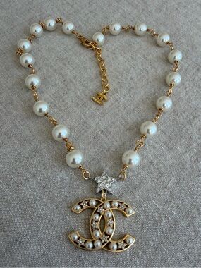 ✨Chanel Pearl Chain Necklace with Gold-Tone Double-C Logo Pendant✨
